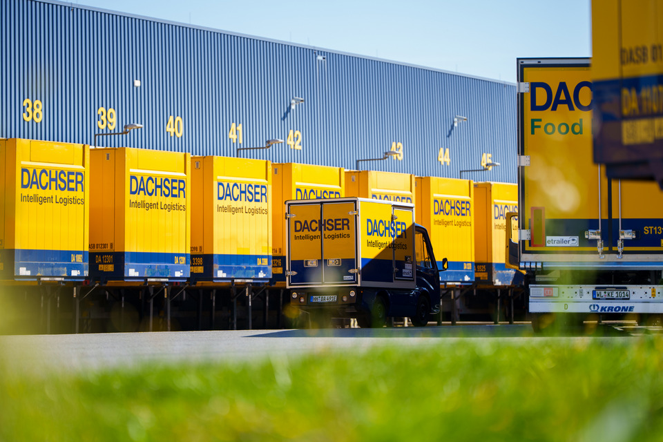 Industriefotografie: DACHSER — Holger Martens