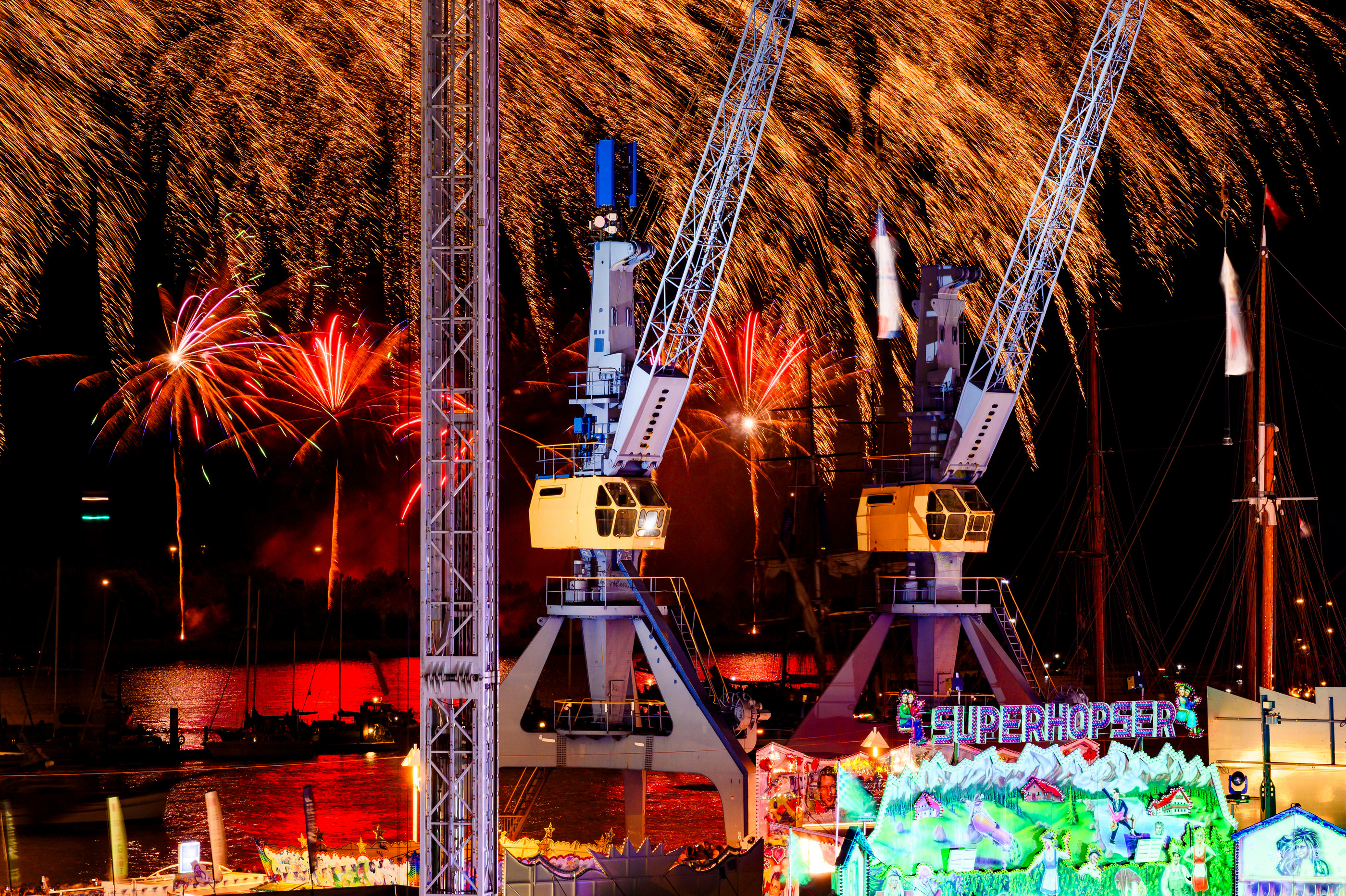 Eventfotografie: Feuerwerk über der Hanse Sail in Rostock