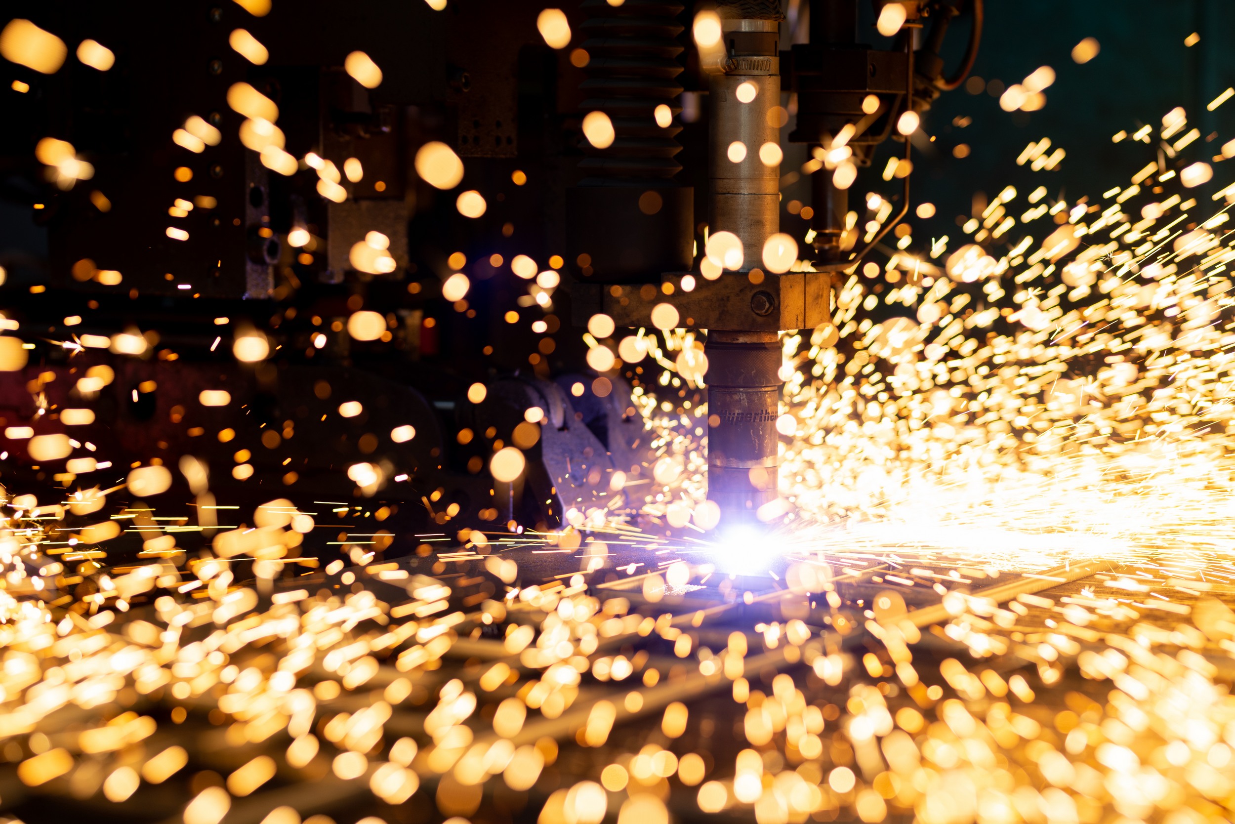 Plasmaschneiden Funkenflug Holger Martens